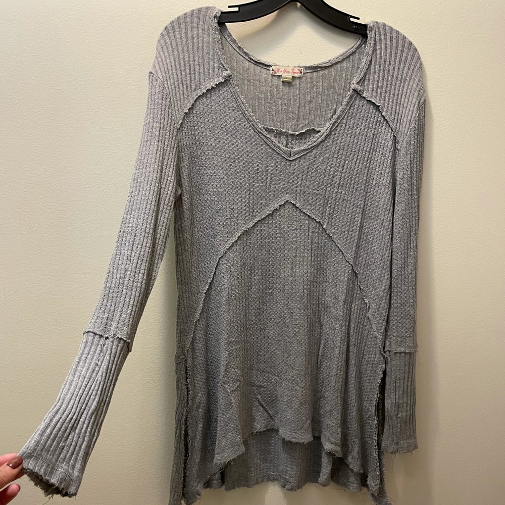 Grey sweater - Picture 3 of 3